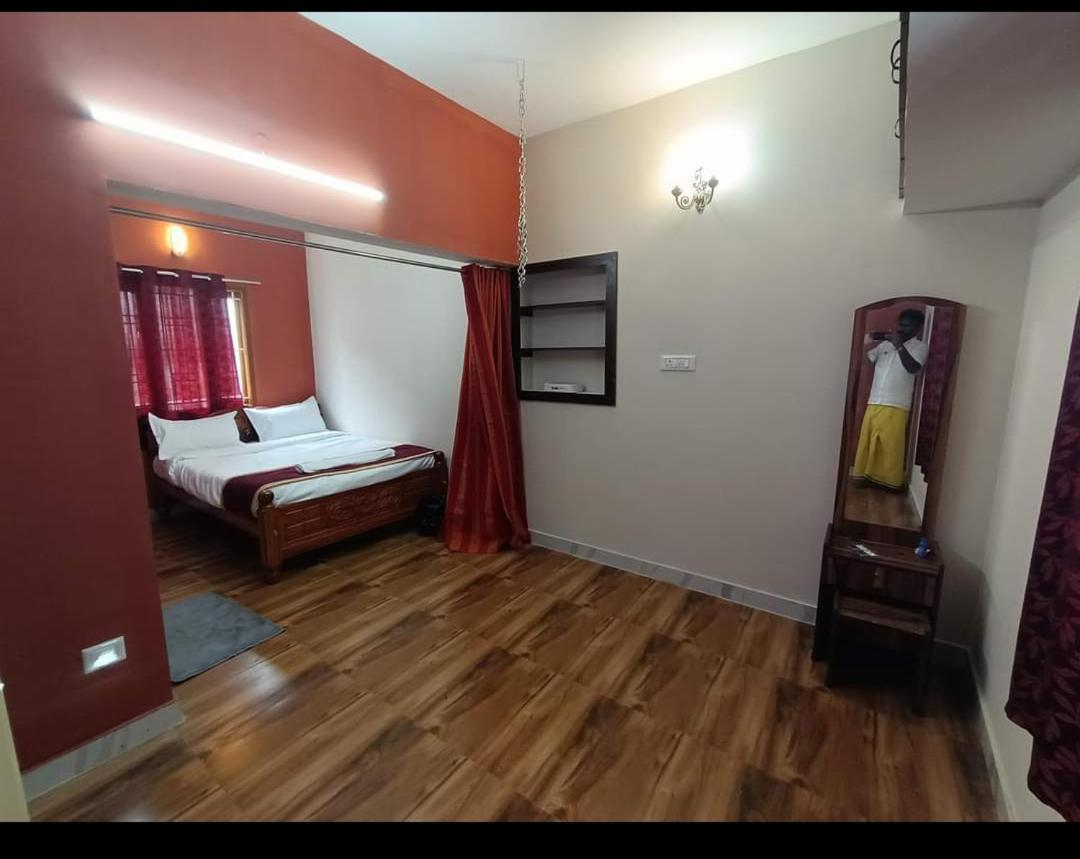 Kurinji Illam Hotell Kodaikanal Exteriör bild