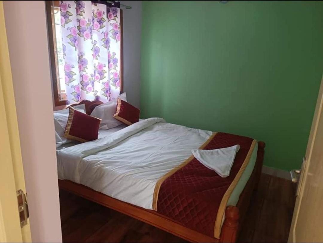 Kurinji Illam Hotell Kodaikanal Exteriör bild